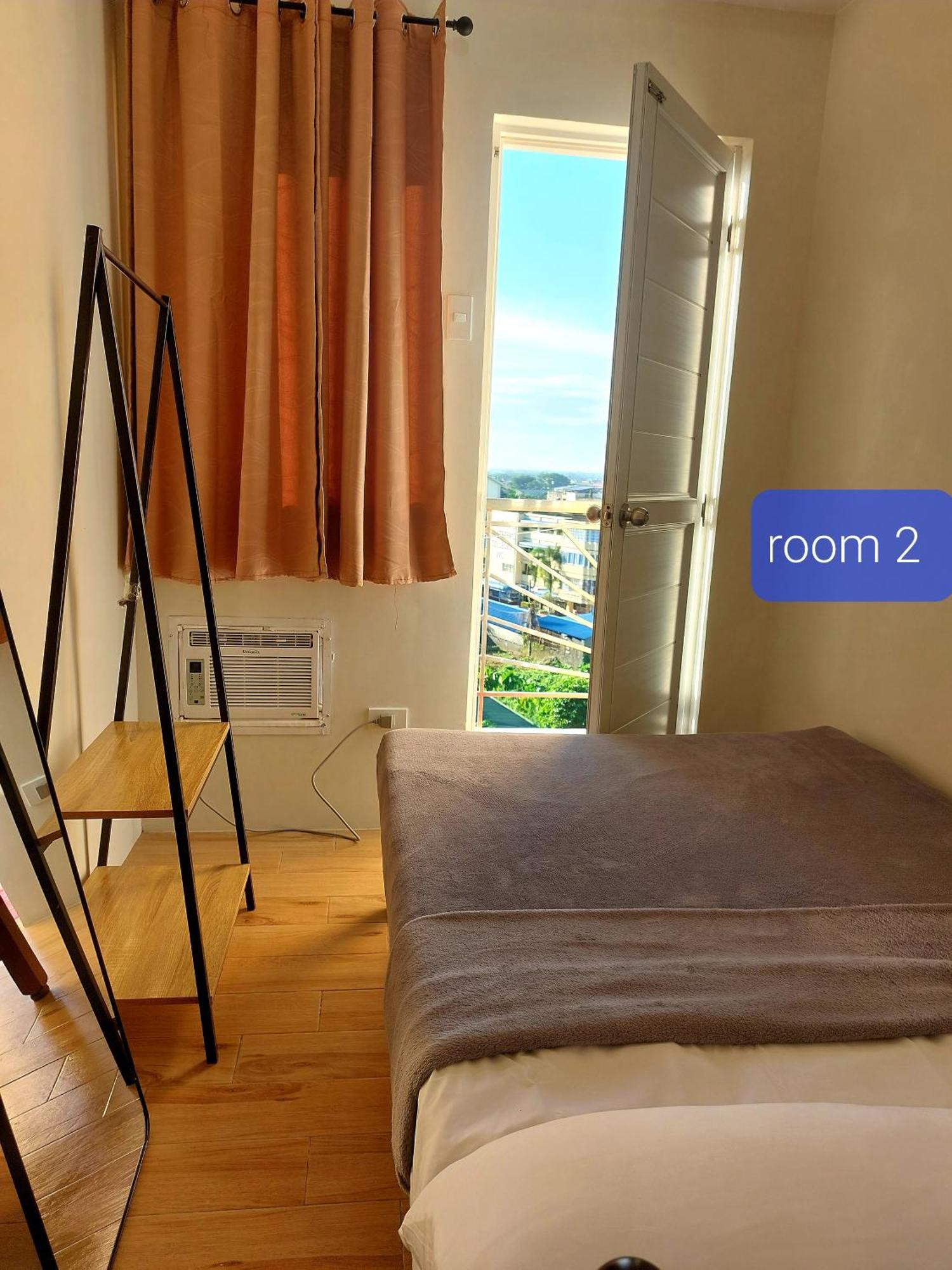Dazzling Dash Apartelle Naga  Buitenkant foto